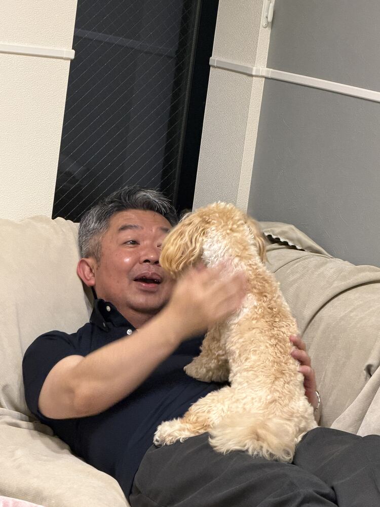 みやちゃんに抱っこされるるんちゃん